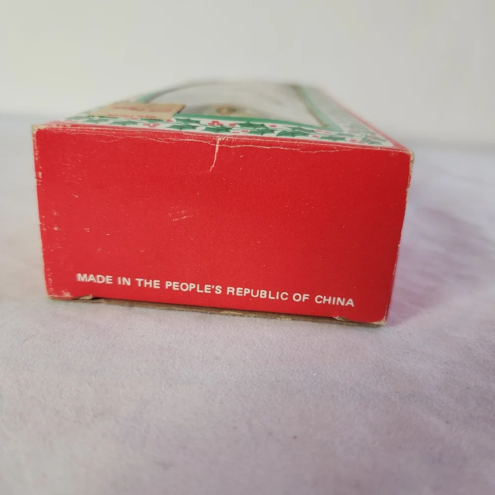 Vintage Artmark Christmas Napkin Rings